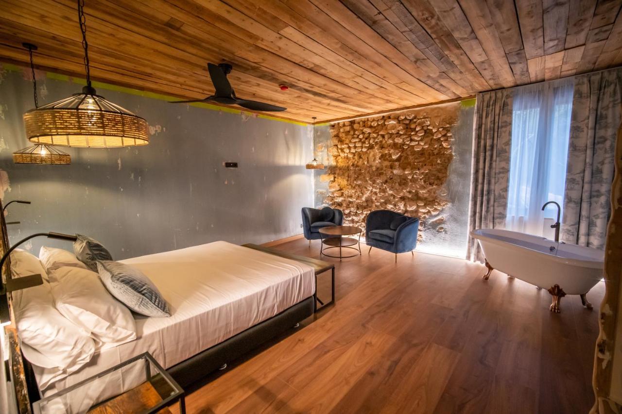 Hotel Somnifabrik Valderrobres Extérieur photo